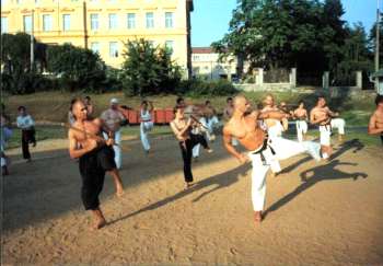 Training im Freien bei Superwetter