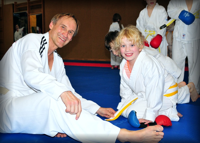 Karate-Lehrgang in Halle an der Saale mit Jürgen Mayer 7.DAN