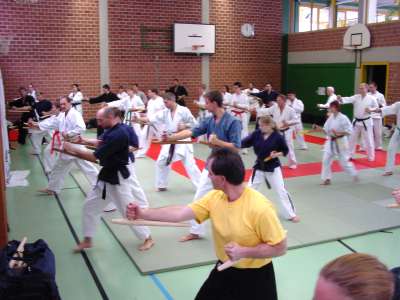 "Chatanyara-No-Tonfa" mit Jrgen Mayer